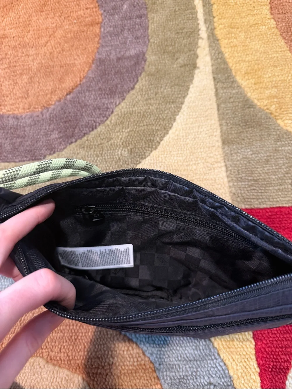 NWT Vans Relay Crescent Nylon Crossbody Bag Purse Patterned Rope Strap Black